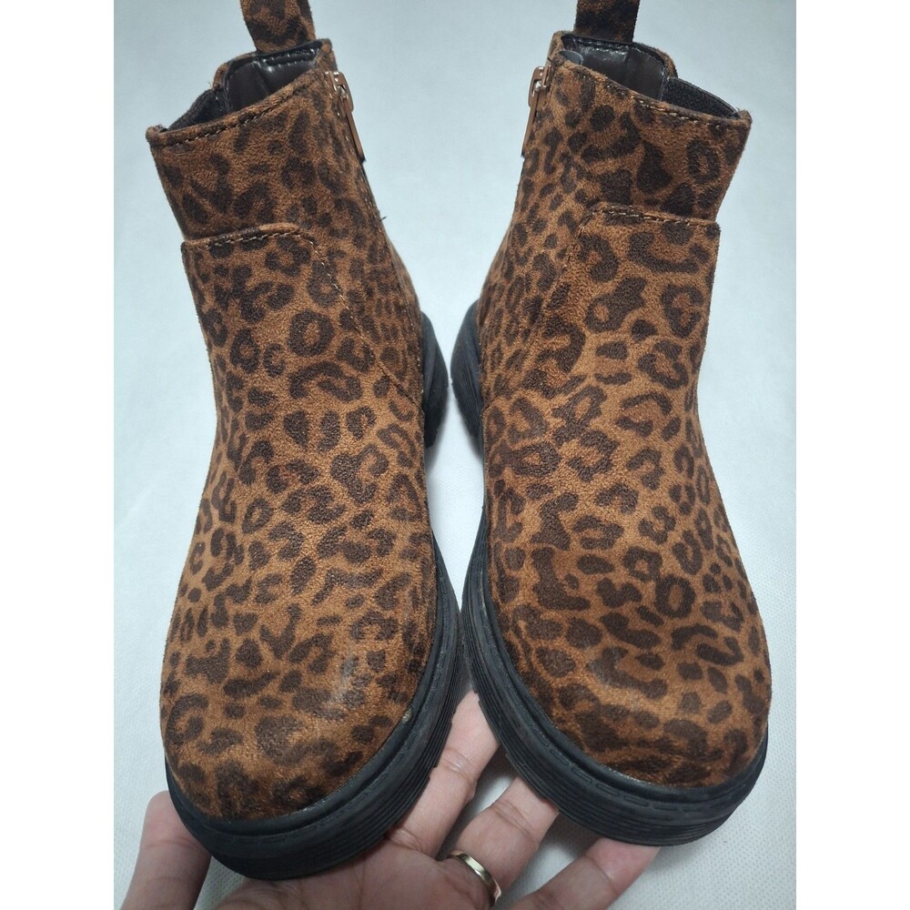 Cat & Jack Zita Slip on Chelsea Boots Girls Size 2 Leopard BrownTarget Kids Shoe - Picture 7 of 7